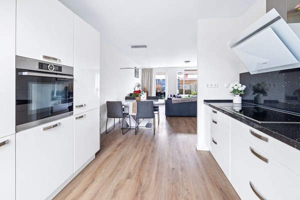 Medium property photo - Beekjufferhof 6, 2492 RD The Hague